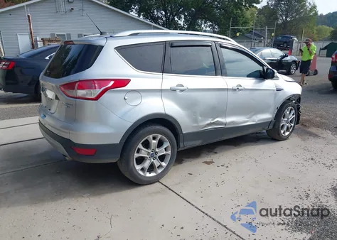 2015 Ford Escape Titanium from USA, damaged, VIN 1FMCU9J93FUC67441